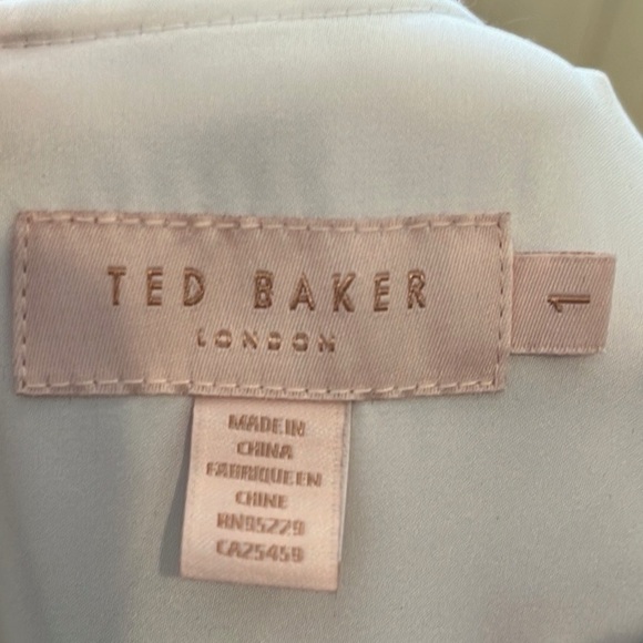 Ted Baker Ruffle Bow Neck Dress in Harmony Floral 1/US4 - Picture 3 of 5